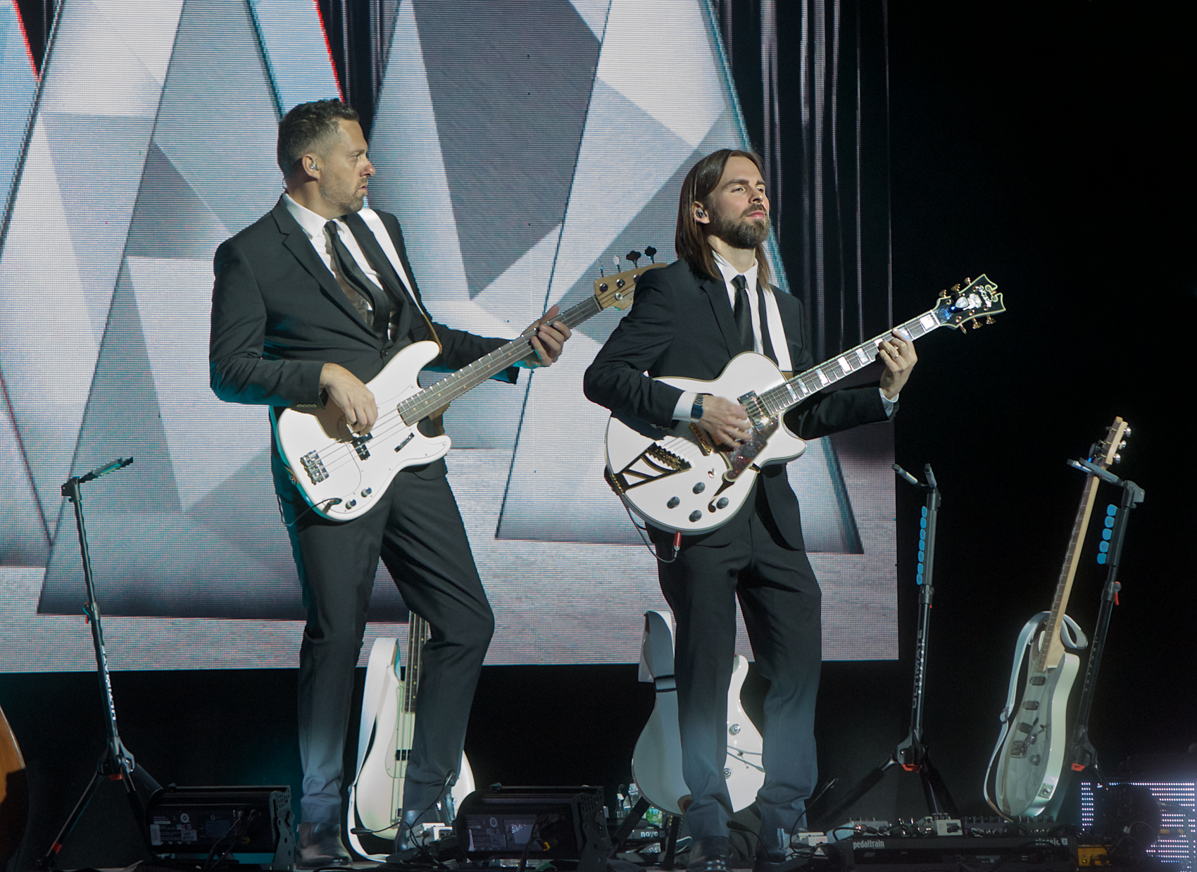 John Legend
A Legendary Christmas Tour
The Met
Philadelphia, Pa
December 4, 2018

DerekBrad.com